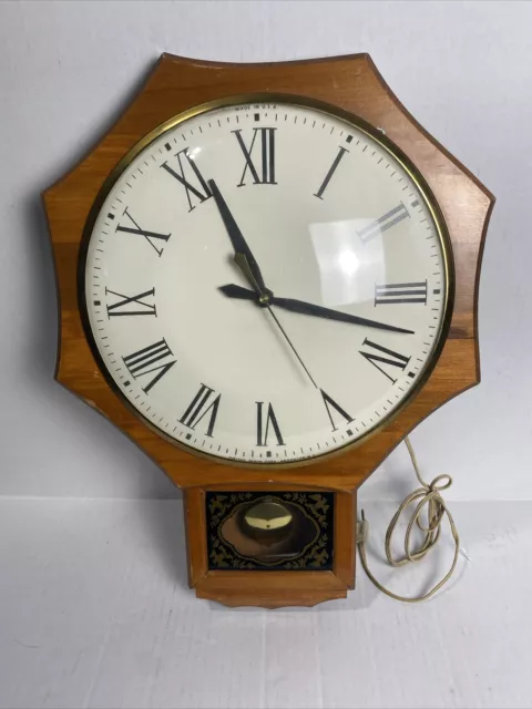 United Clock Corp. Wall Clock Model #597 Wood Octagon Fully Functional!