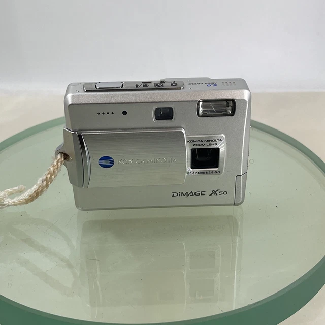 KONICA MINOLTA FOTOCAMERA digitale Dimage X50 5,0 megapixel argento