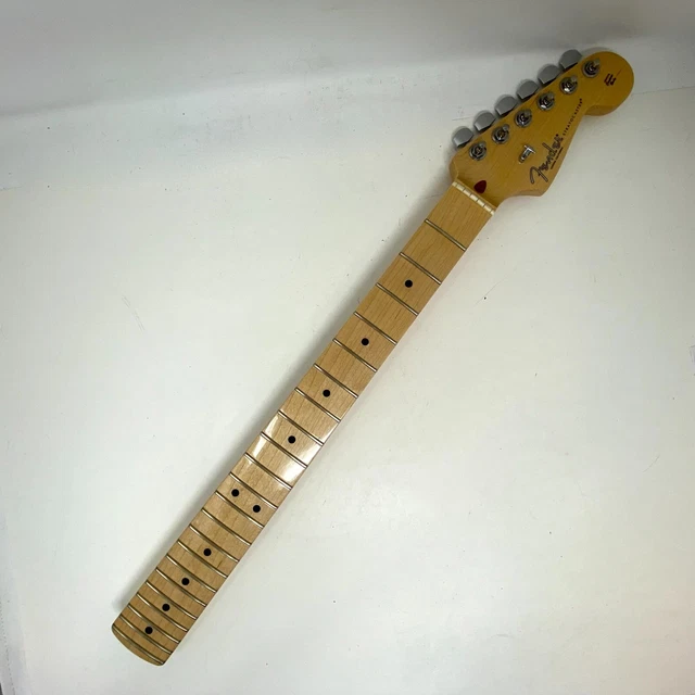 Fender American Professional Stratocaster Maple Neck 23049 Fender American Professional Stratocaster Maple Neck 23049