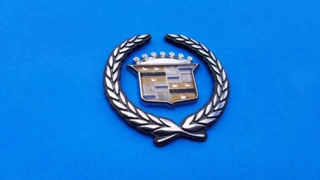 00 01 02 03 04 05 Cadillac Deville Rear Emblem Logo Badge Symbol Used Oem B36