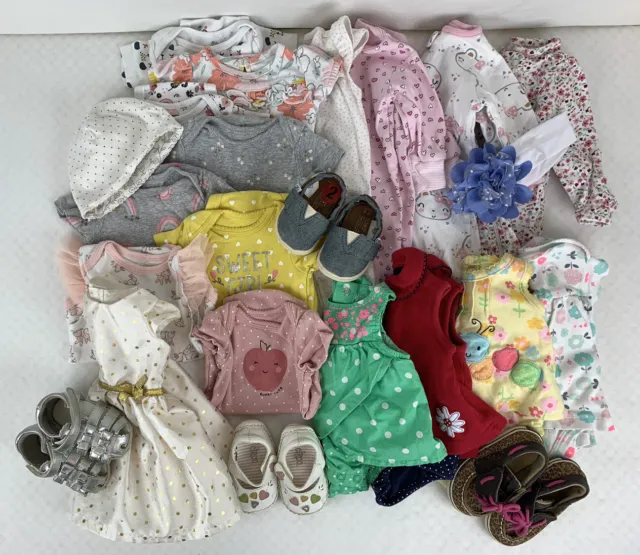 Infant Girls Clothing Shoes Lot Sizes NB to 3 months Summer 23 pieces Carters