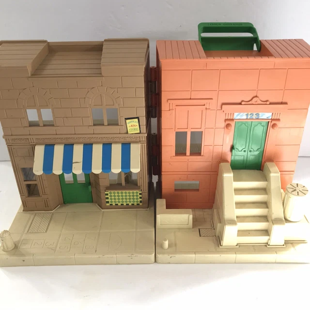 VINTAGE SESAME STREET Playskool 1983 MUPPETS Hooper's Store Play house