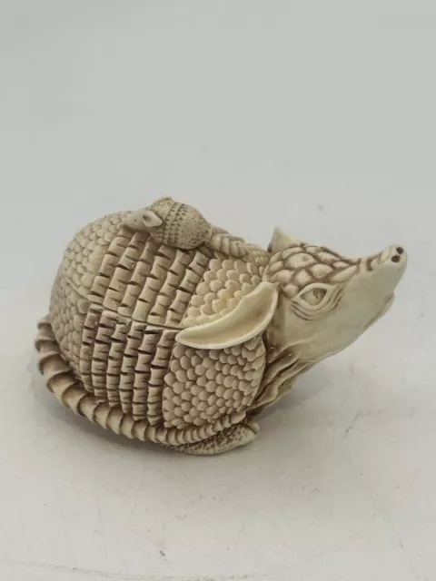 Armadillo Baby On Board Trinket Box Figurine Harmony Kingdom UK Vintage Retired