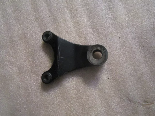 1. Suzuki GS 550 E Support D'Étrier de Frein Arrière Selle Freinage Plaque