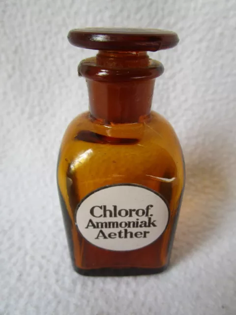 alte seltene kleine Apothekerflasche eckig braun Chlorof. Ammoniak Aether 7x3,5