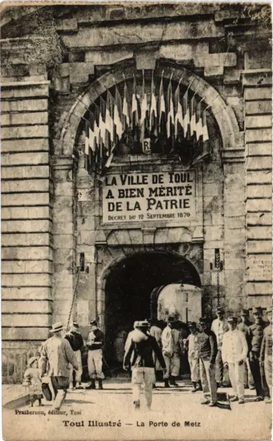 CPA Militaire Toul - La Porte de Metz (90497)