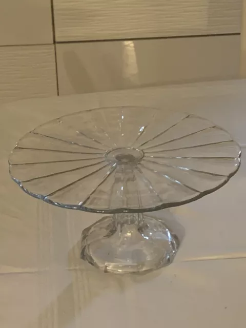 Coupe En Verre Ancienne Sur Pied