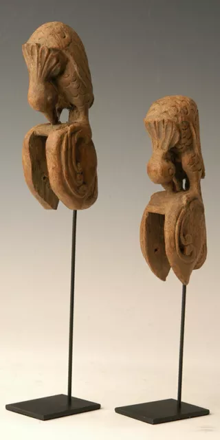 19th C., A Pair of Antique Burmese Wooden Textile Tools in The Form of Bird