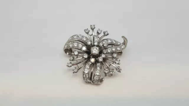 Broche en Or Blanc 18 carats et vermeil sertie de diamants de taille ancienne