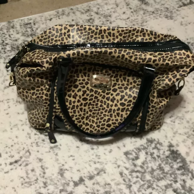 Kathy Van Zeeland Leopard Drop Bottom Carry On Weekend Picnic Travel Bag Duffel