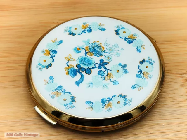 Stratton Blue and White Floral-Vintage Ladies Powder Compact -cbl
