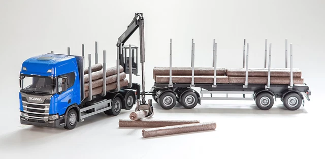 Camion bleu avec dolly et remorque 2 essieux transport de bois – VOLVO FH16 6x4