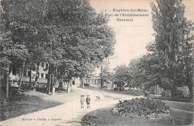 CPA-Enghien-les-Bains parc de l'établissement thermal (127869)