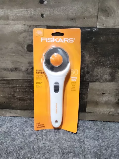 Cortador giratorio resistente a mango de palo clásico FISKARS 60 mm (197960-1004)