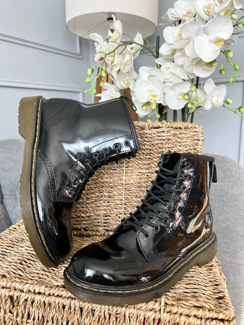 Dr martens delaney size 3 deals