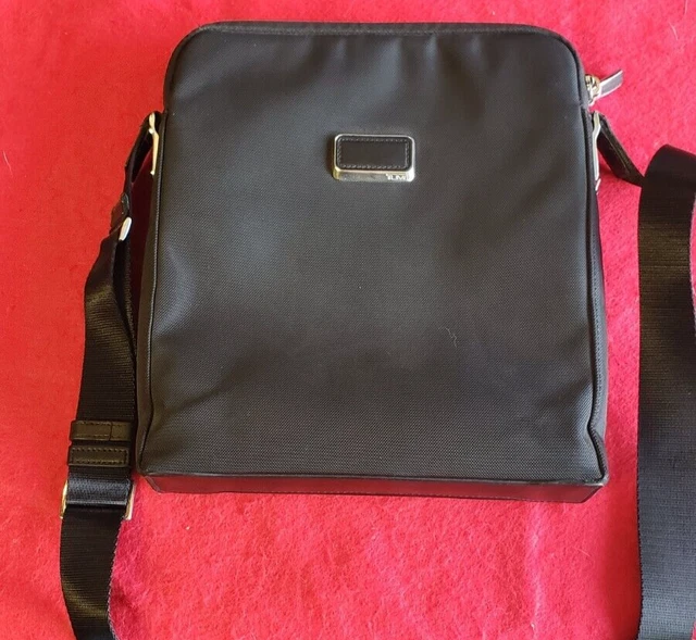 Tumi Arrive Lucas Crossbody Messenger Bag Nylon with Leather Accents Black