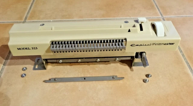Lecteur de cartes pour Machine à Tricoter Empisal Knitmaster 323