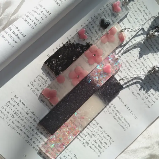 handmade BlackPink Epoxy Resin 4Pcs bookmarks Pastels For Ladies Girls Kids