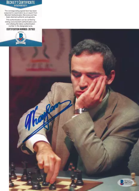 Garry Kasparov Chess Champion Grand Master Signed 8x10 Photo w/ Beckett BAS  COA