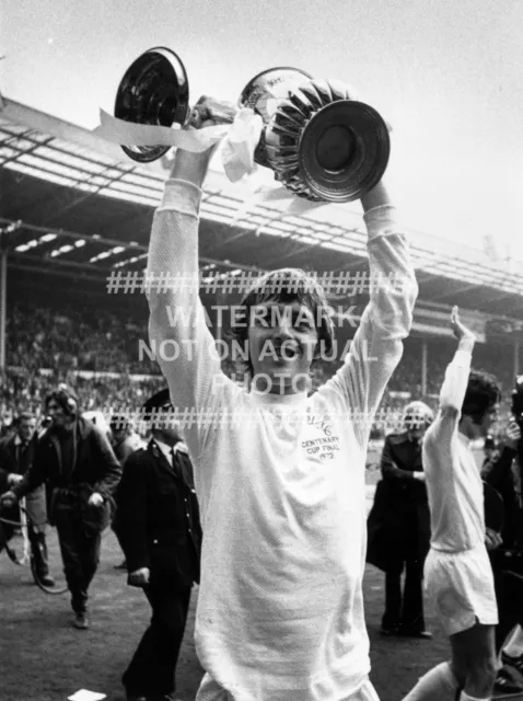 1972 Fa Cup Allan Clarke Leeds United Quality Photo Print Utd Lufc Trophy