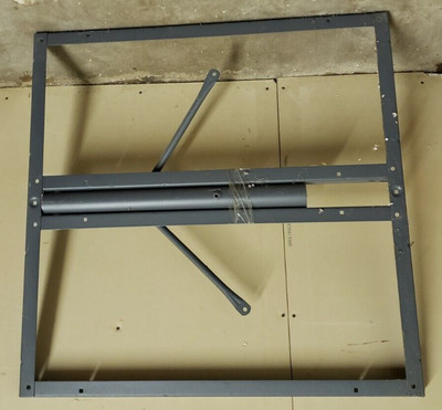 Non-Penetrating Satellite Roof Mount Base and Mast
