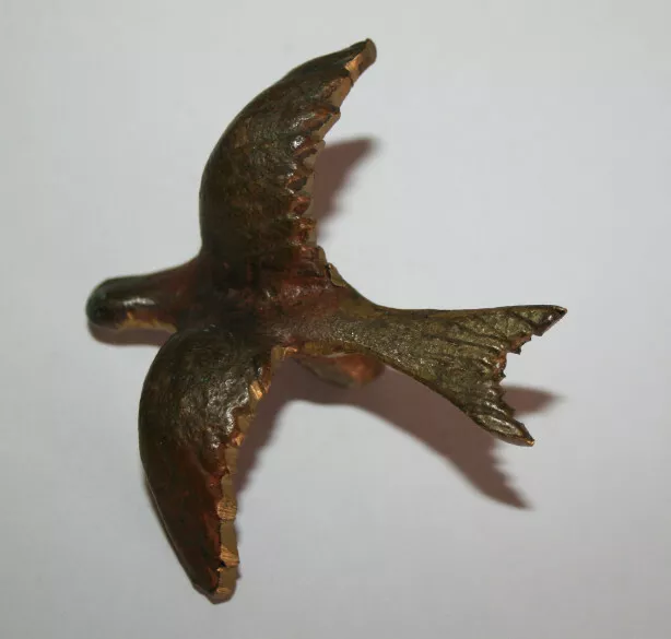 Figura Antigua Con Forma De Pajaro En Bronce