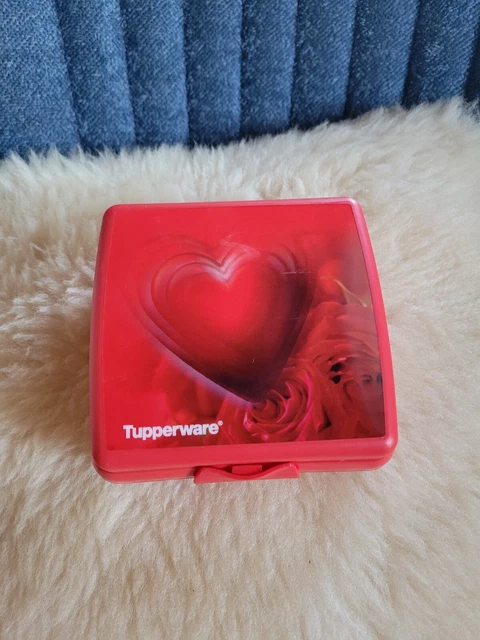 BOÎTE Tupperware Plastique Rouge Sandwich Coeur Pique Nique Travail 🥪 EUR 15,00 - FR