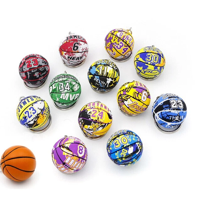 GRAFFITI BASKETBALL PLAYER name ball james bryant mini figure keyring keychain EUR 7,67