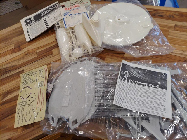 Star Trek 1986 Voyage Home 1997 First Contact 1701-E ERT Models sealed bags Lot