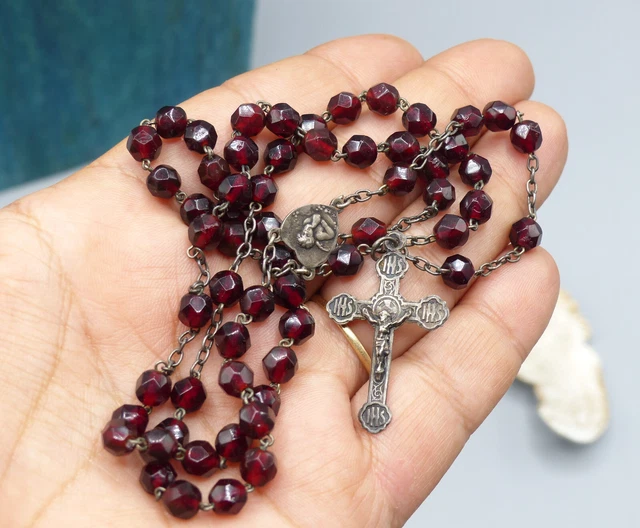 ANCIEN CHAPELET CRUCIFIX Christ et Vierge Marie Argent et Nacre ANCIEN CHAPELET CRUCIFIX Christ et Vierge Marie Argent et Nacre