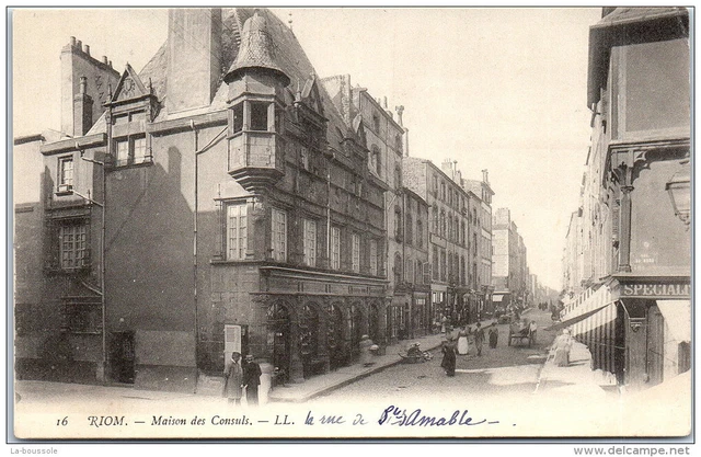 63 RIOM - maison des consuls