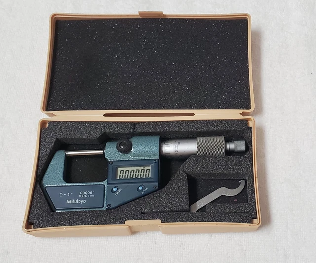 VINTAGE MITUTOYO NO. 103217 Outside Micrometer 23" .0001" Spindle