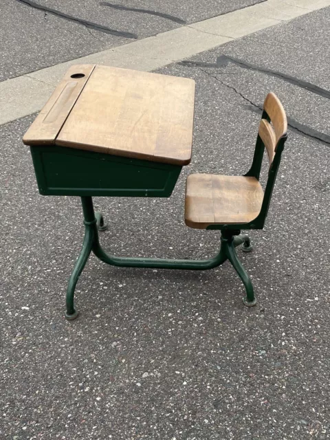 Vintage Child's School Desk Green Heavy Duty Wood Metal W/Adjustable Desk/chair