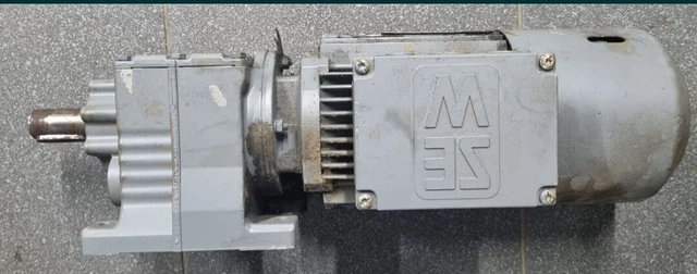 Motoréducteur 70 tr/min Moteur SEW 0,55 kw avec frein /#8 J4V 8654