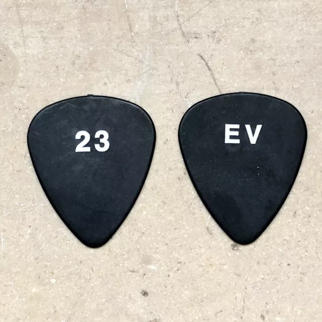 Eddie vedder guitar pick deals