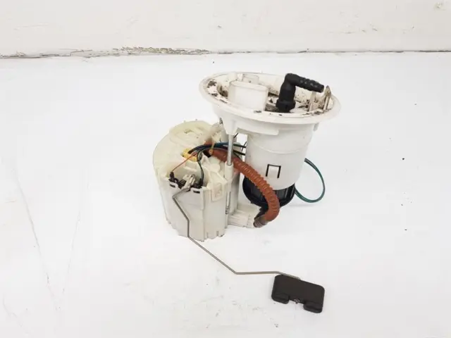 2007-16 Mk1 Audi A5 Fuel Pump + Sender Unit 2995 Petrol Caka 2 Socket 7 Pin