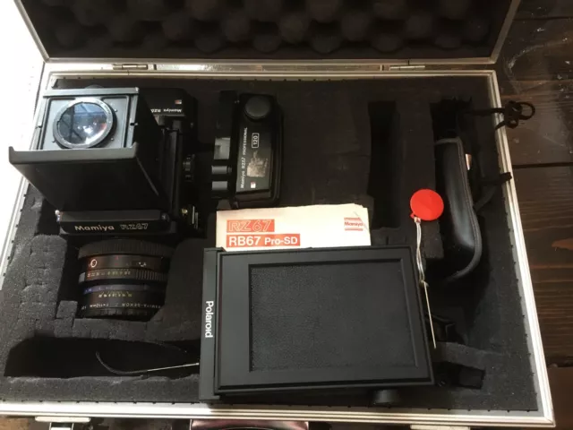 mamiya rz67 pro kit, body, 110mm lens, 2 film backs, polaroid back in case