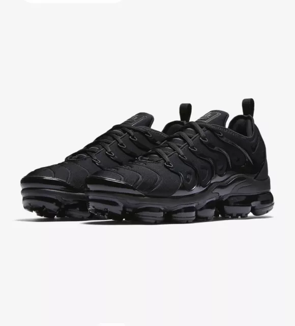 SCARPE DA GINNASTICA da uomo Nike Air VaporMax Plus triple nere