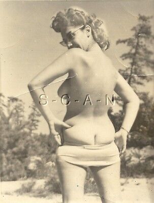 ORG VINTAGE 1940S-50S Nude Sepia RP- Super Endowed Woman Takes off Panties-  Butt £11.88 - PicClick UK