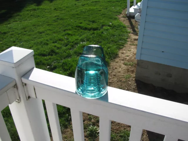 Very Pretty Blue Aqua CD 267.5 NEGM CO Glass Power Type Insulator