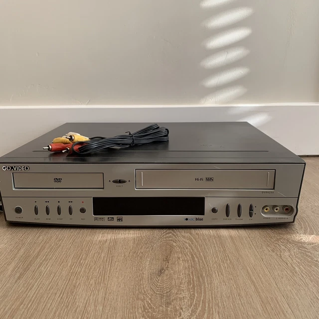 GO VIDEO SONIC Blue Dual VCR/DVD Player VHS Combo Recorder dvr4250 27.