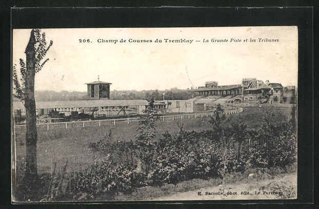 CPA Tremblay, Champ de Courses, La Grande Piste et les Tribunes, hippodrome