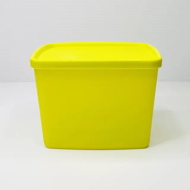 Tupperware Square Round Container 312 with Matching Lid/Seal 5550 Bright Yellow