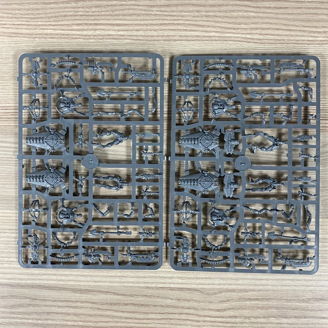 X5 Triarch Praetorians - Warhammer 40K - Nécrons - Figurines Plastique - P-00ITP