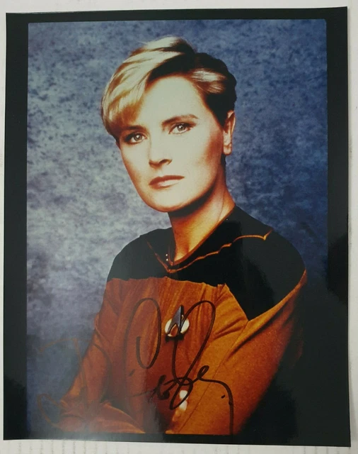 Star Treks Denise Crosby Personally Signed / Autographed Photo from Conventions2