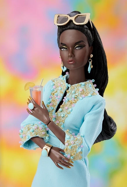 NRFB Resort Ready Poppy Parker In Palm Springs Doll Integrity Toys with Shipper