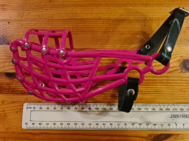 Small Basket Running Pink Dog Muzzle Whippet Terrier Brand New