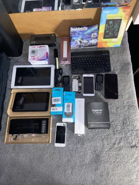 Lot Of 20+ Untested Joblot Gadget/  Electronics And Phones & More