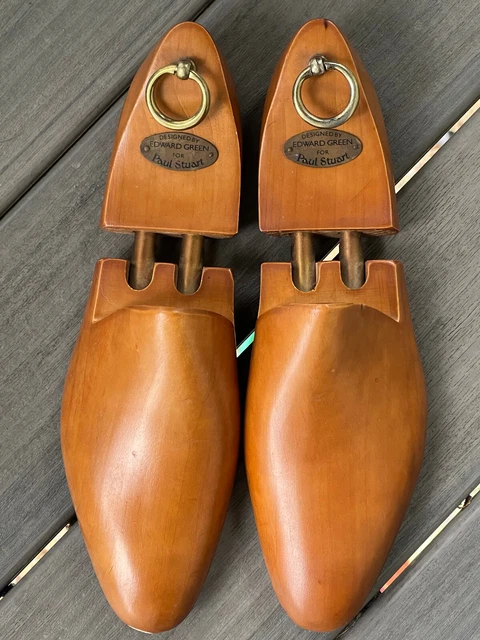 shoe trees
