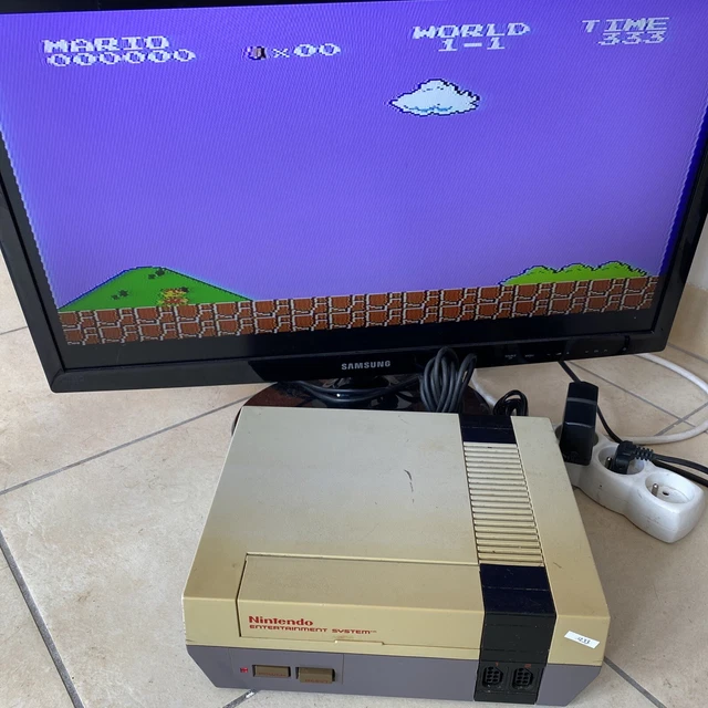 Console Seulement Nintendo NES - fonctionnelle - console seulement